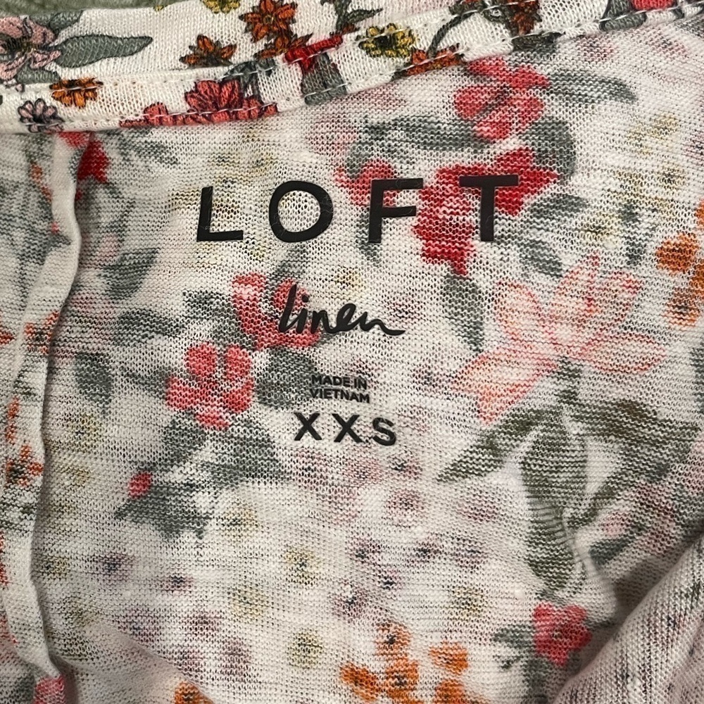 LOFT Linen Floral Short Sleeve Top - Picture 4 of 5